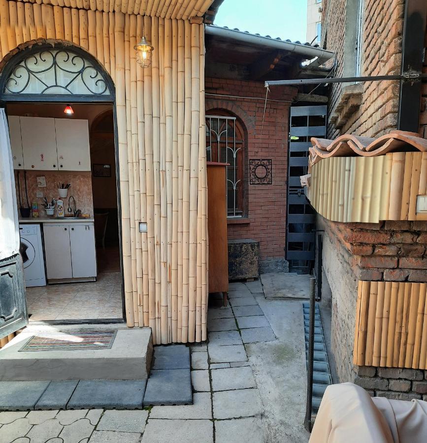 Center Lg Apartment Тбилиси Экстерьер фото
