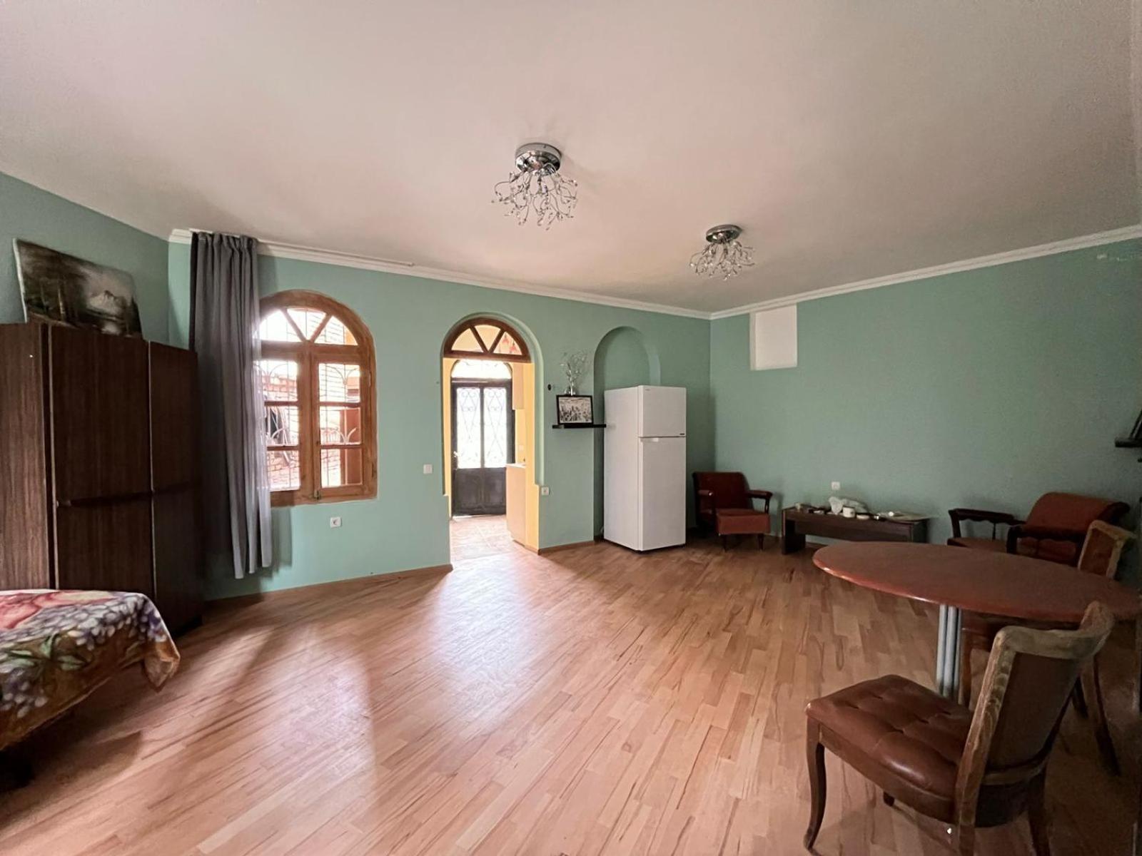 Center Lg Apartment Тбилиси Экстерьер фото