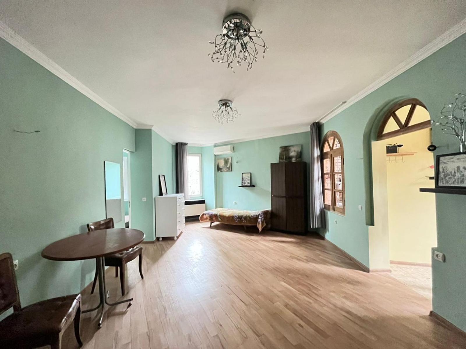Center Lg Apartment Тбилиси Экстерьер фото